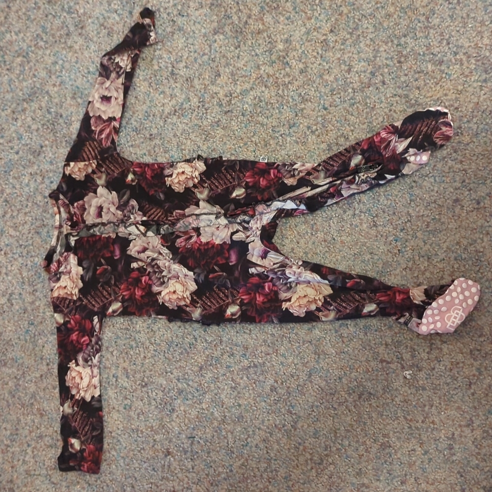 Little Bum Bums footie